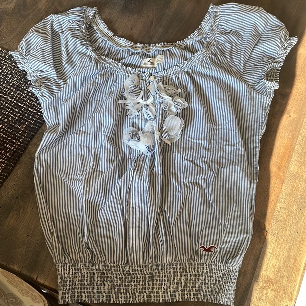 Hollister striped shirt great condition